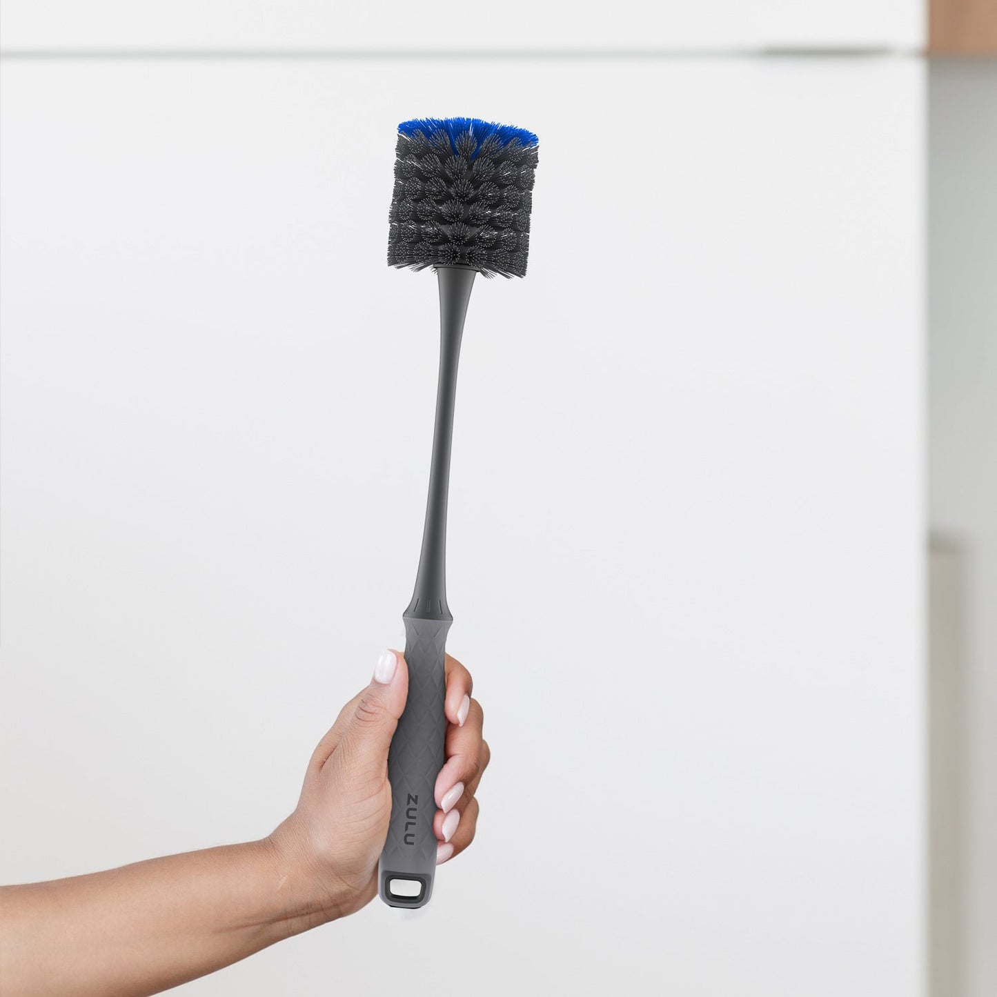 bottle-and-straw-cleaning-brush-set-k9 Zulu_Bottle_Brush_Holding.jpg